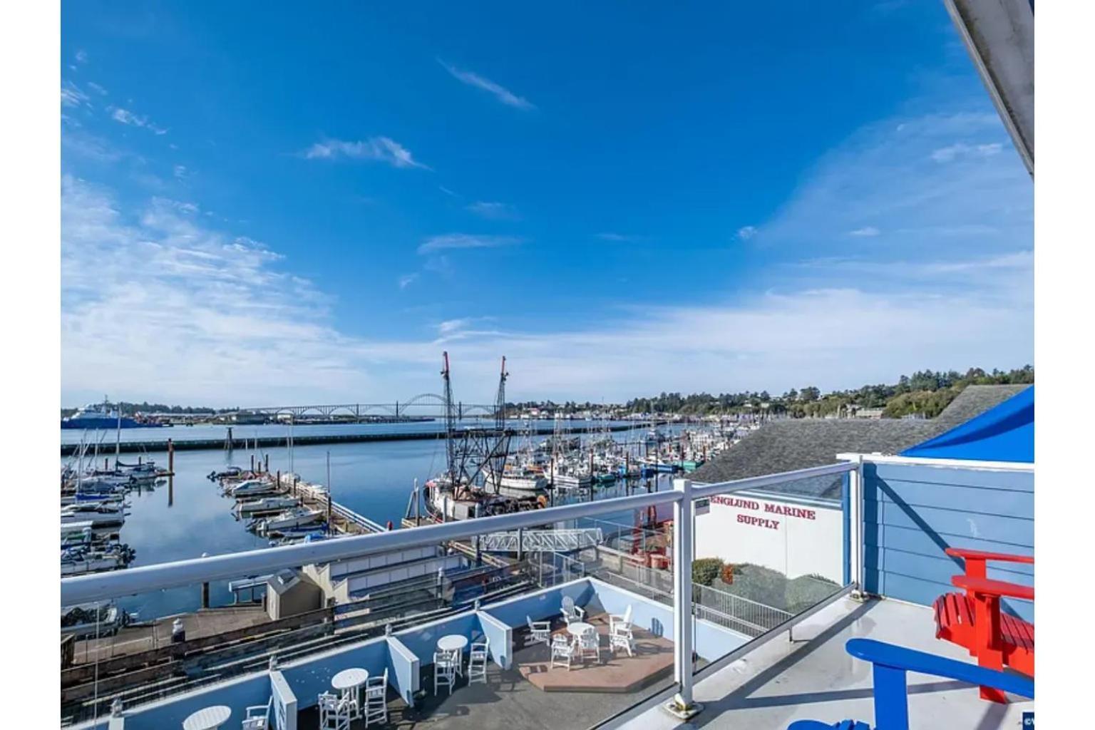 The Landing At Newport Condominium Hotel Extérieur photo