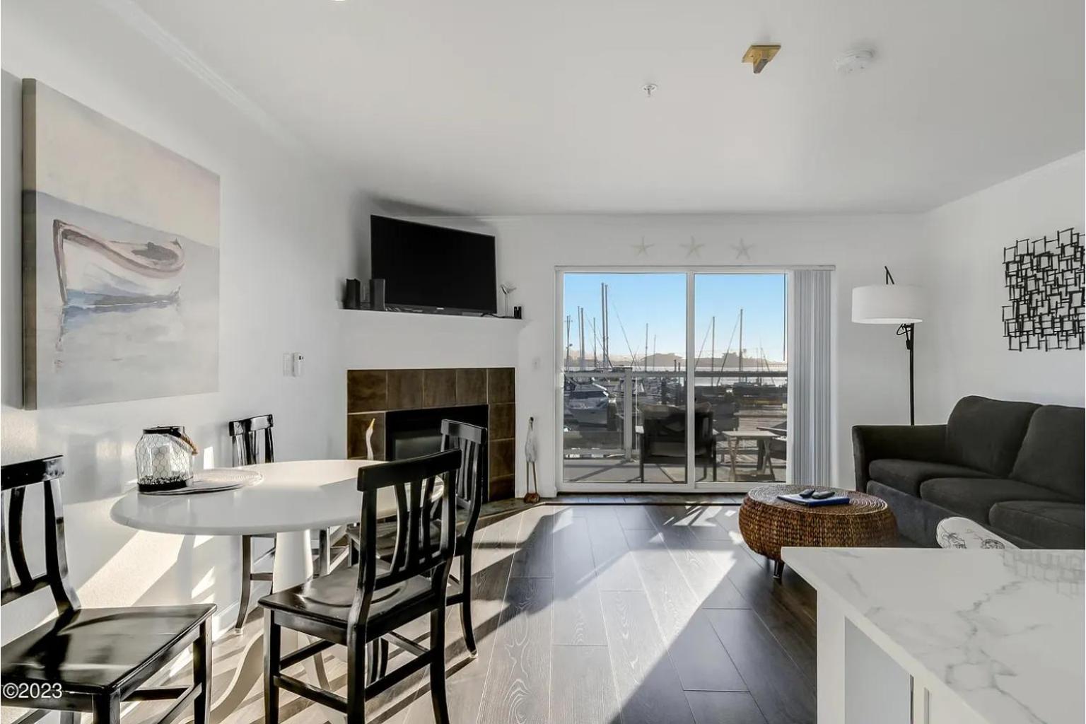 The Landing At Newport Condominium Hotel Extérieur photo